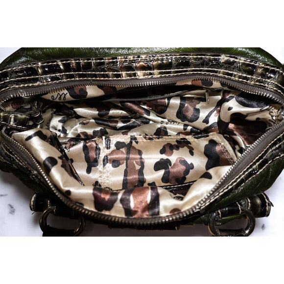 Vintage GUESS Olive Green Faux Leather Shearling Handbag | Y2K Croc Trim Logo - Picture 9 of 15